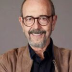 El maestro Juan Martínez que estaba allí, Texto: Manuel Chaves Nogales Un espectáculo de: Xavier Albertí Reparto: Miguel Rellán